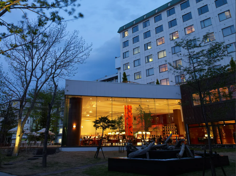 Lake Akan Tsuruga Wings